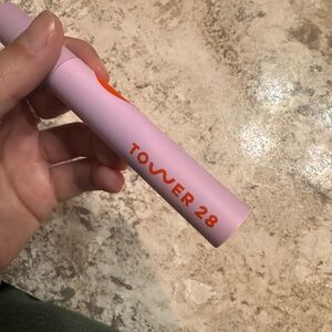 Tower 28 make waves mascara